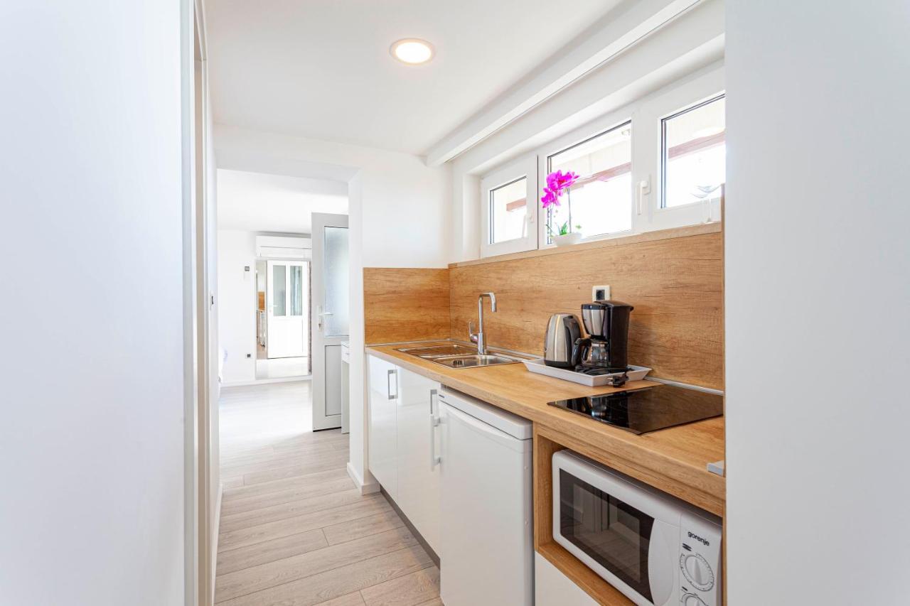 Villa King Apartments بريلا المظهر الخارجي الصورة